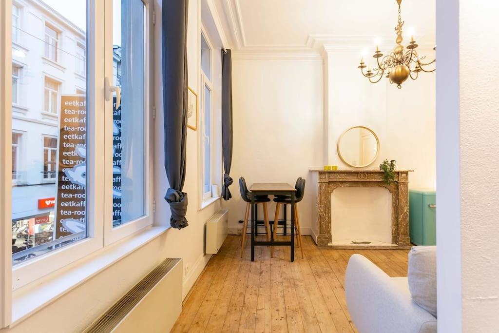 Blue Lagoon In The City Apartment Антверпен Екстериор снимка